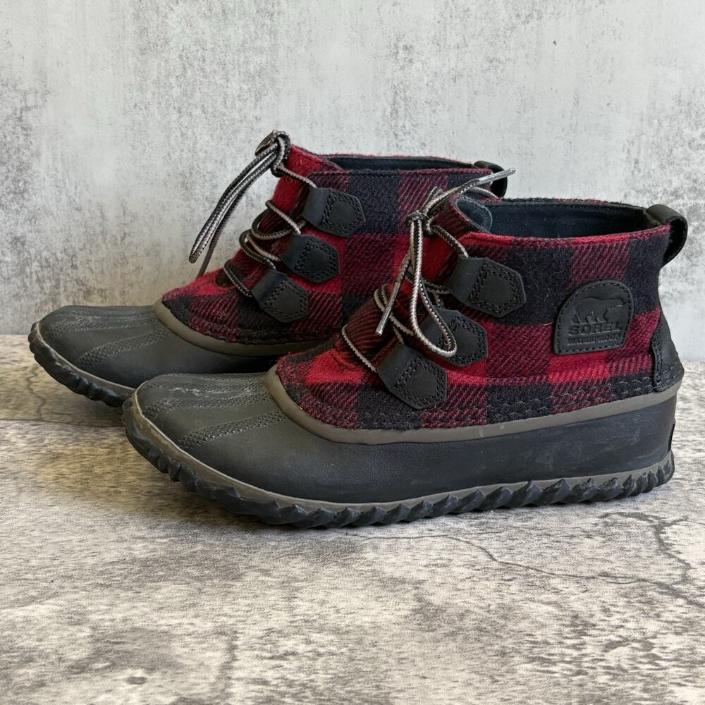 Sorel Women's Out N About Plus Red/Black Buffalo Plaid Boots NL2544-011 Size 8